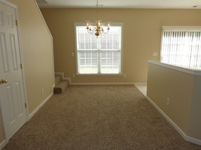 1134 Dunedin Trl in Woodstock, GA - Foto de edificio - Building Photo