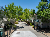 165 Okeefe St in Menlo Park, CA - Foto de edificio - Building Photo