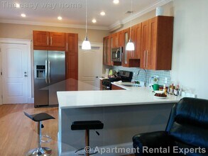 52 Stanley Ave in Medford, MA - Foto de edificio - Building Photo