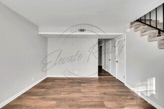 2537 Highland Trace Dr in Nashville, TN - Building Photo - Building Photo