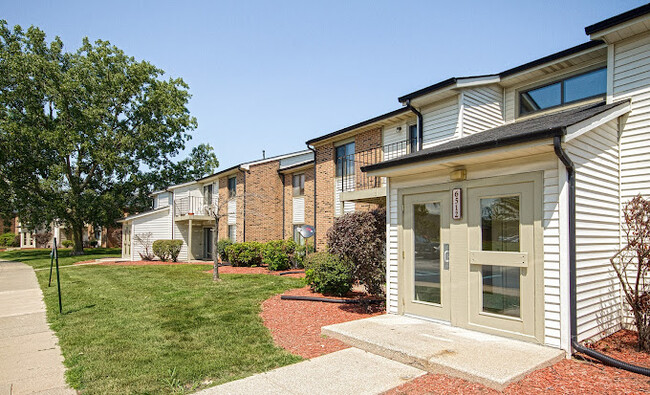 Port Crossing Apartments in Portage, IN - Building Photo - Building Photo