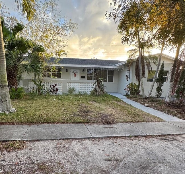 property at 20530 SW 115th Rd