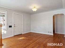 2712 S Hazel Ct, Unit 641 in Denver, CO - Building Photo