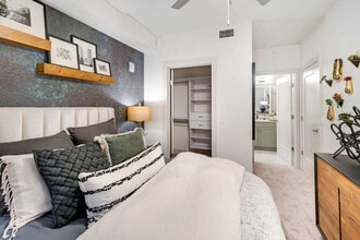 Vireo in Atlanta, GA - Foto de edificio - Building Photo
