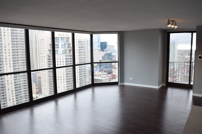 property at 10 E Ontario St