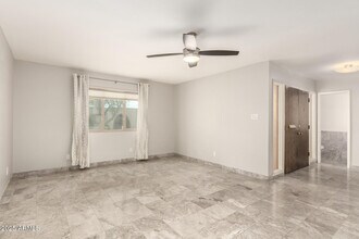 8212 E Rovey Ave in Scottsdale, AZ - Building Photo - Building Photo