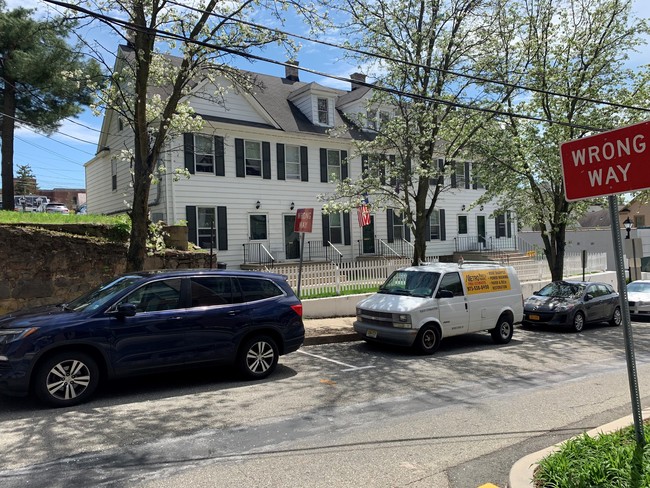 58-64 Market St in Morristown, NJ - Foto de edificio - Building Photo