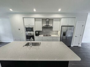 9259 Wood Violet Ct in Fairfax, VA - Building Photo - Building Photo