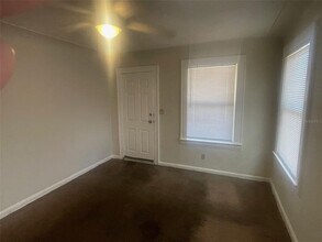 1910 28th St S in St. Petersburg, FL - Building Photo - Building Photo
