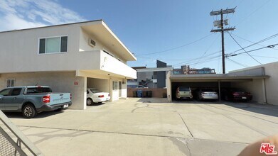 975 S Kingsley Dr in Los Angeles, CA - Building Photo - Building Photo