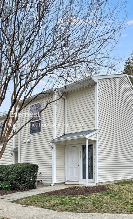3801 Staffordshire Ln in Williamsburg, VA - Building Photo