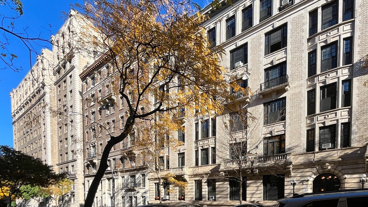 611 W 156th St in New York, NY - Building Photo
