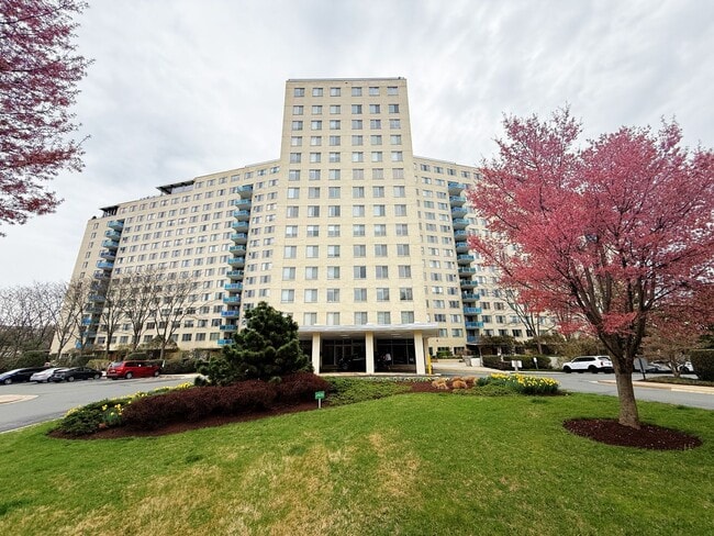 property at 10401 Grosvenor Pl