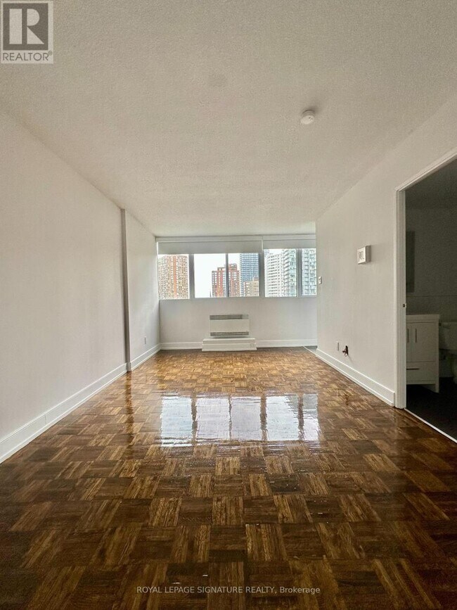 33 Isabella St in Toronto, ON - Building Photo - Building Photo