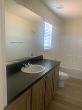665 Memorial Way in Paradise, CA - Building Photo - Building Photo