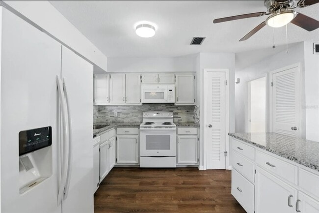 property at 17 W Nightingale St