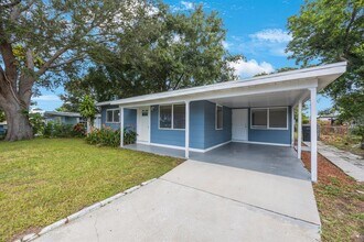 5481 47th Ave N in St. Petersburg, FL - Building Photo - Building Photo