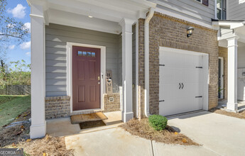 62 Chastain Cir in Newnan, GA - Building Photo - Building Photo