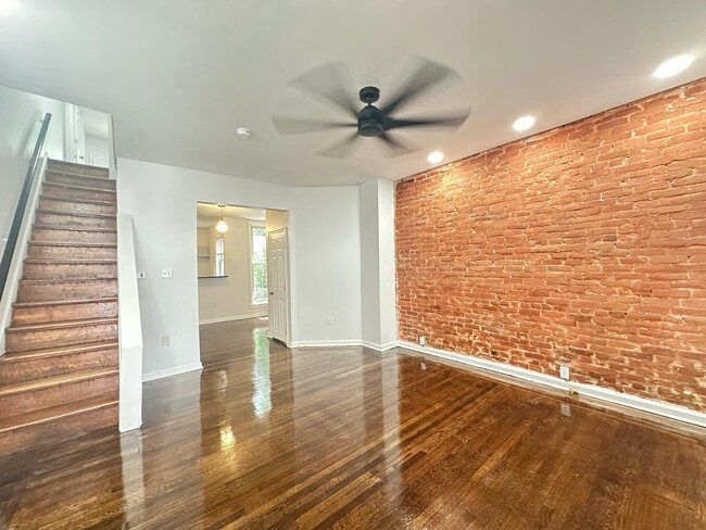 property at 5726 Pemberton St