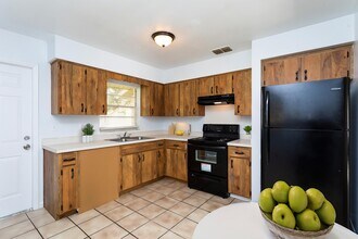 3223 Pershing St in Kissimmee, FL - Building Photo - Building Photo