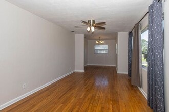 776 Carew Ave in Orlando, FL - Building Photo - Building Photo