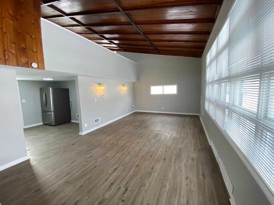 4619 Saratoga St in Omaha, NE - Building Photo