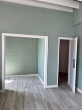 1141 71st St-Unit -1 in Miami Beach, FL - Building Photo - Building Photo