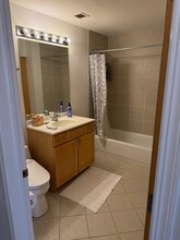 41 E 8th St, Unit 2301 in Chicago, IL - Building Photo - Building Photo