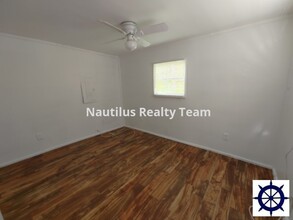 5115 E 14th St in Panama City, FL - Foto de edificio - Building Photo