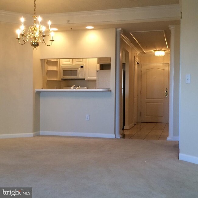 901 N Monroe St in Arlington, VA - Building Photo - Building Photo