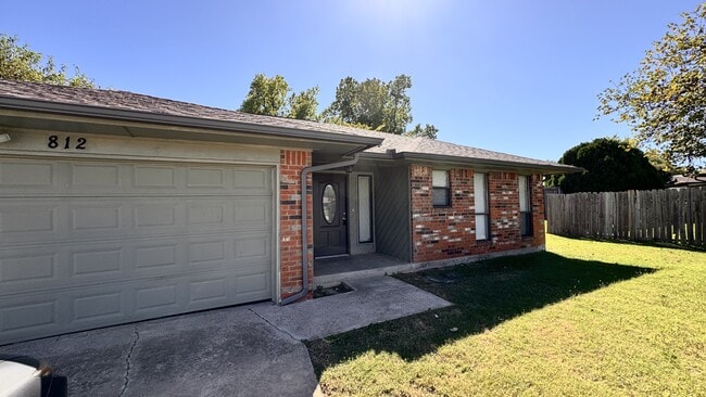 property at 812 SE 15th St