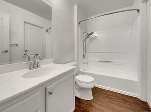 12059 Alta Carmel Ct in San Diego, CA - Building Photo - Building Photo