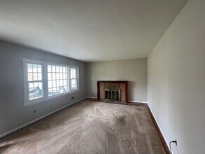 2047 Overbrook Rd in Lynchburg, VA - Building Photo - Building Photo