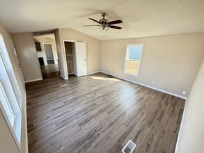 147 W Henry Ln in Ozark, MO - Building Photo - Building Photo