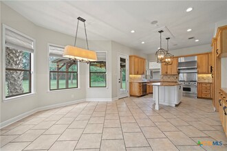 17 Horseshoe Ct in New Braunfels, TX - Building Photo - Building Photo