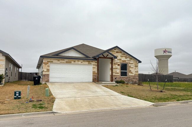 7512 McCulloch Rd in Temple, TX - Foto de edificio - Building Photo