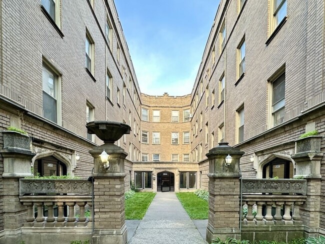 property at 6343 N Magnolia Ave