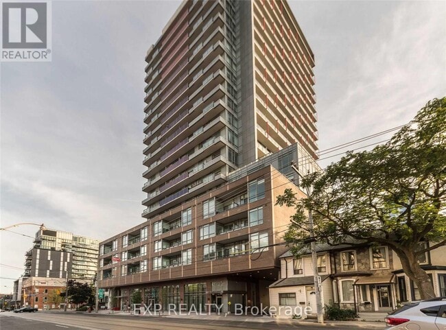 property at 120-120 Parliament St