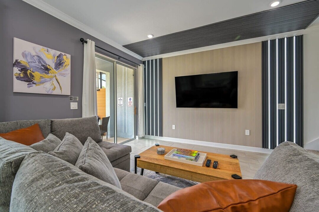 4387 Scene Ln in Kissimmee, FL - Building Photo