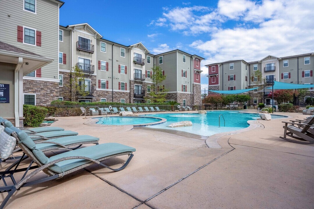 Arba San Marcos in San Marcos, TX - Foto de edificio