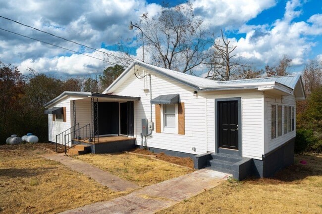 79 Grace Hill Ln in Montevallo, AL - Building Photo - Building Photo