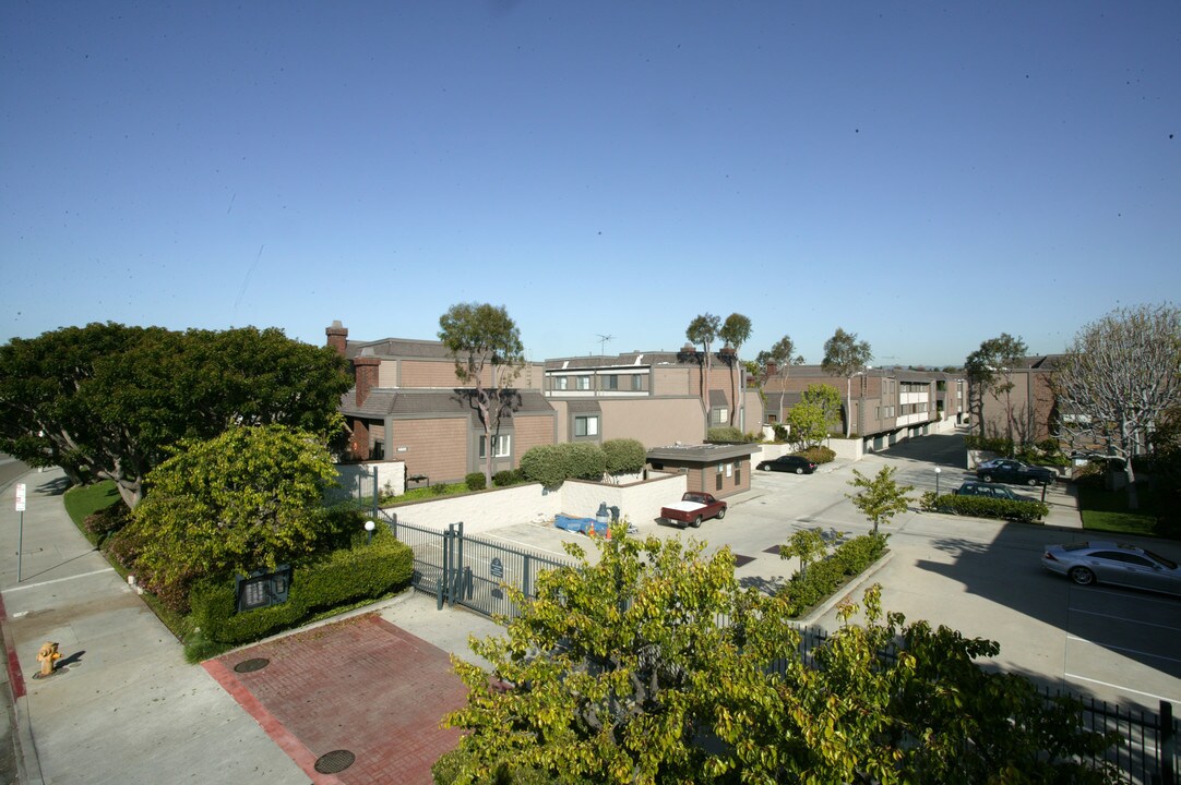 4622 Glencoe Ave in Marina Del Rey, CA - Building Photo