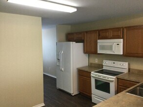 5589 Hunters Bend Ln in Dallas, TX - Building Photo - Building Photo