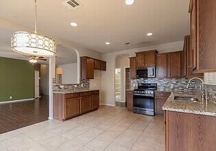 23103 Cardigan Chase in San Antonio, TX - Building Photo - Building Photo