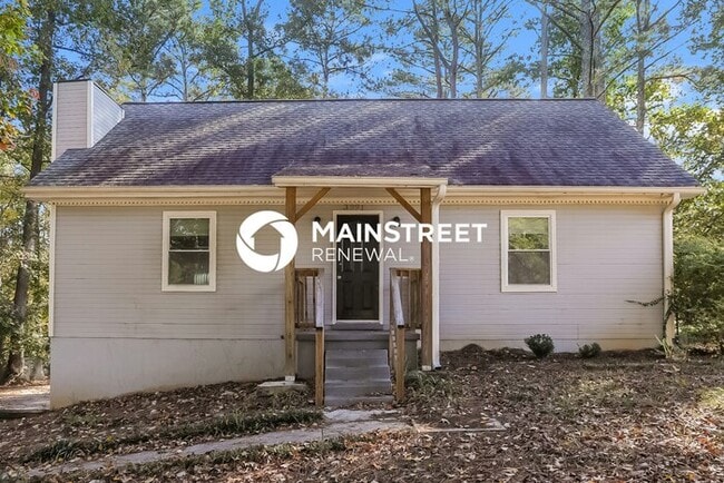 property at 3991 Woodland Cir SE
