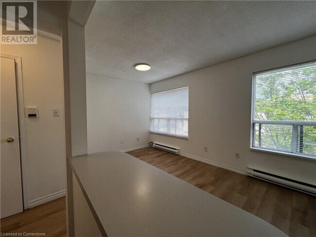 102 Greensides Ave in Toronto, ON - Building Photo - Building Photo