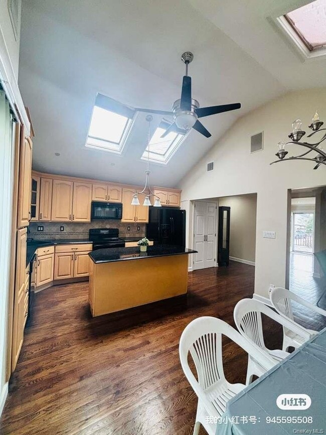 property at 3199 Ilene Ln