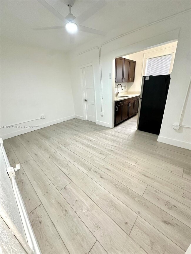 967 SW 5th St in Miami, FL - Building Photo - Building Photo