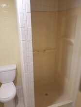 15 Marion St, Unit 3 in Boston, MA - Foto de edificio - Building Photo