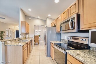 9919 Horse Creek Rd in Ft. Myers, FL - Building Photo - Building Photo